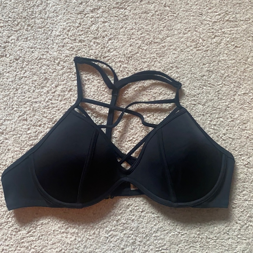 Pink Victoriaโs Secret Large A-C Black Bathing Suit Top